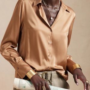 Banana Republic Satin Blouse in color Late